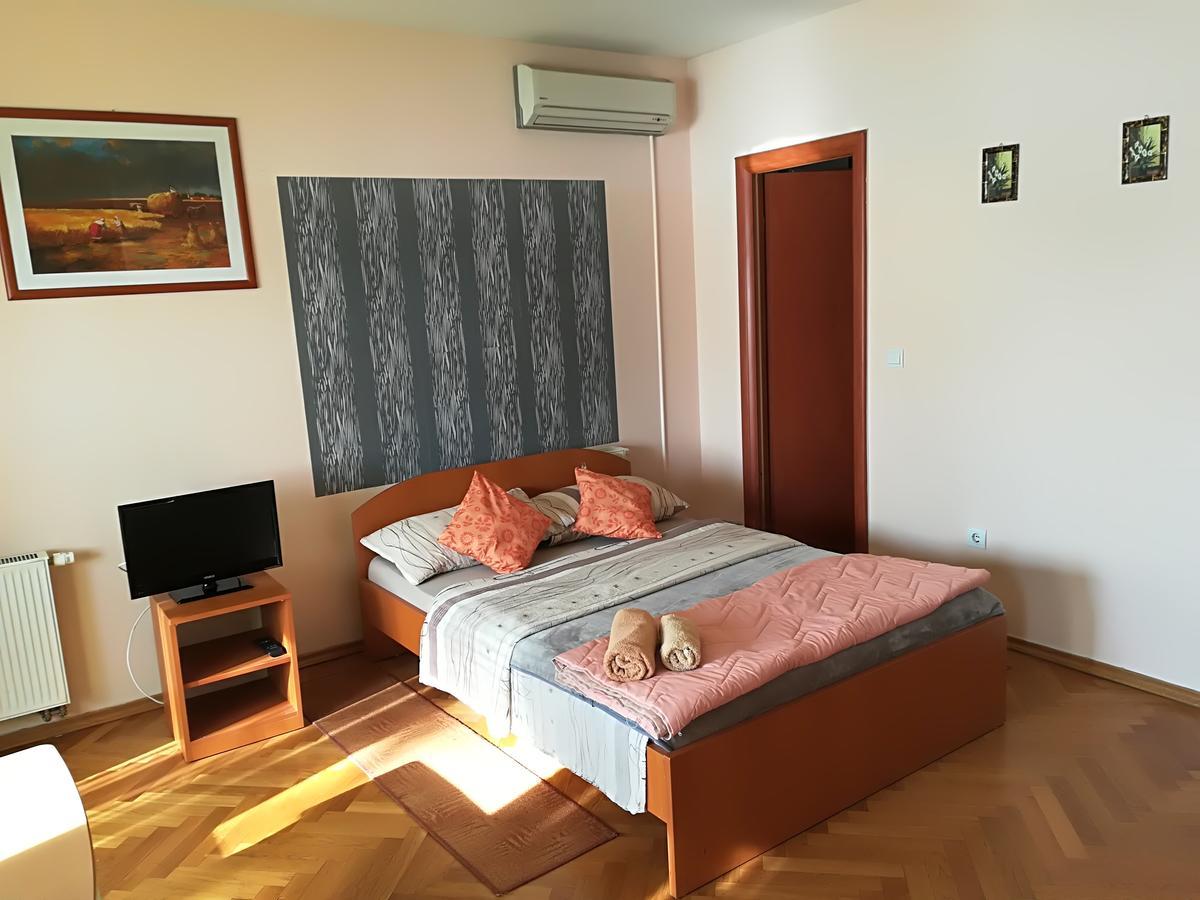 Guesthouse Sava Slavonski Brod Eksteriør billede
